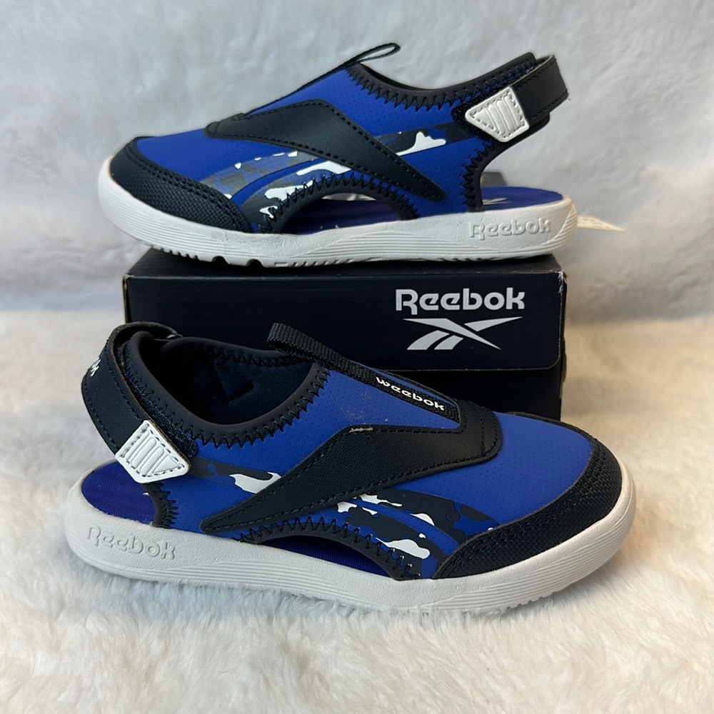 New with tags! Reebok boys shoes with adjustable heel strap